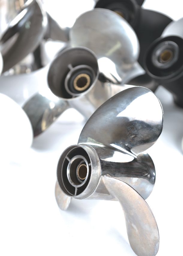 Phụ tùng tàu biển ô tô gồm vòng bi phớt dầu gioăng bơm nước và linh kiện hệ thống động lực